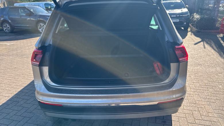 Volkswagen Tiguan 2.0 TSi 180 4Motion SEL 5dr DSG Petrol Estate